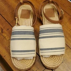 Tory Burch size 8 1/2